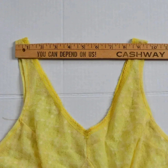 Vtg  Nightgown - Picture 6 of 10